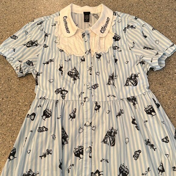 DISNEY Alice In Wonderland Curiouser And Curiouser Dress - Picture 12 of 16